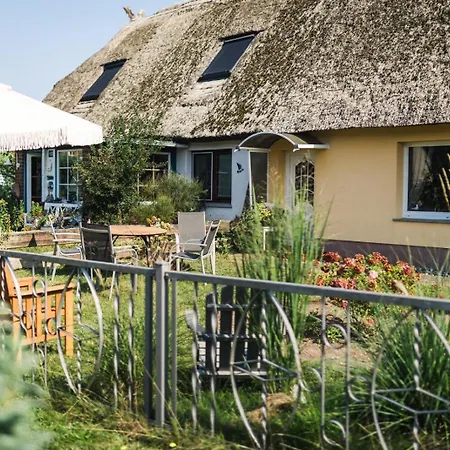 Urlaub Unterm Reetdach * Fuhlendorf (Mecklenburg-Vorpommern)